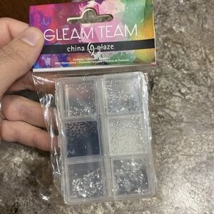 China Glaze (Gleam Team) Contains 3000 Rhinestones Nail‎ Art Kit